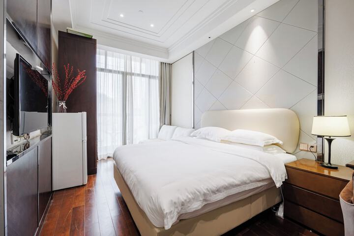 Room 82 of 140