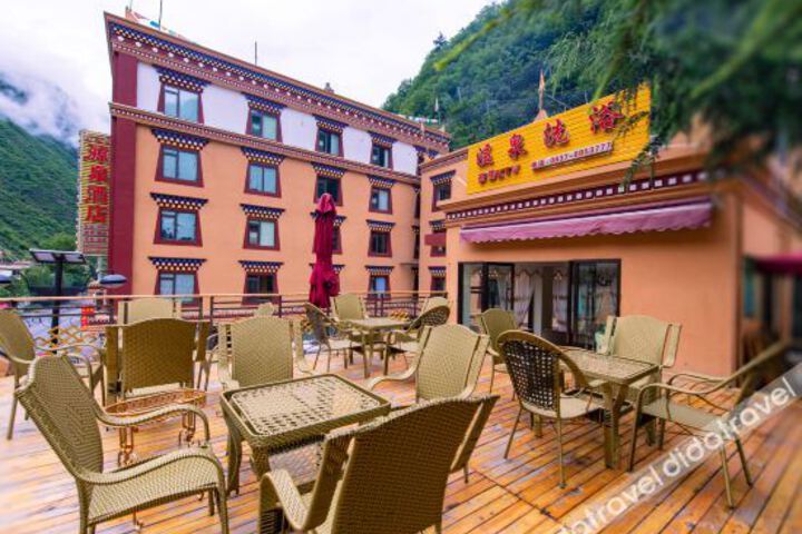 Hotel 10 of 32
