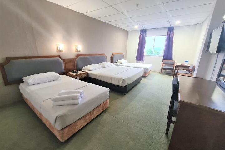 Room 15 of 86