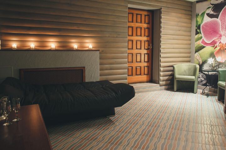 Room 63 of 89