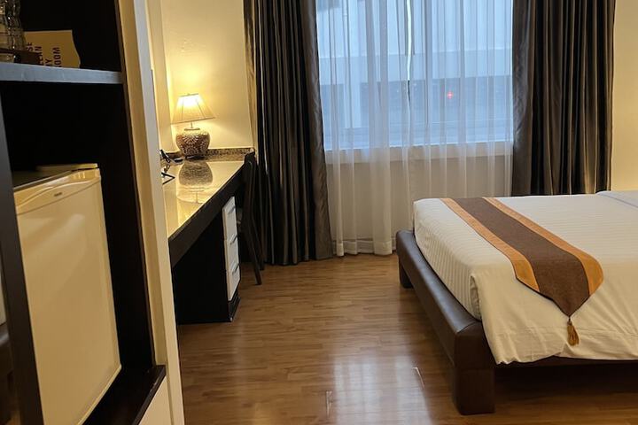 Room 18 of 55