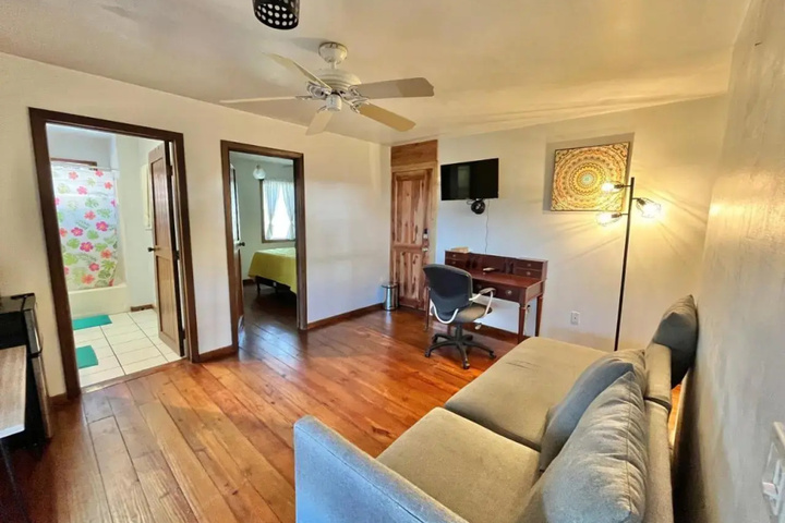 Room 14 of 24