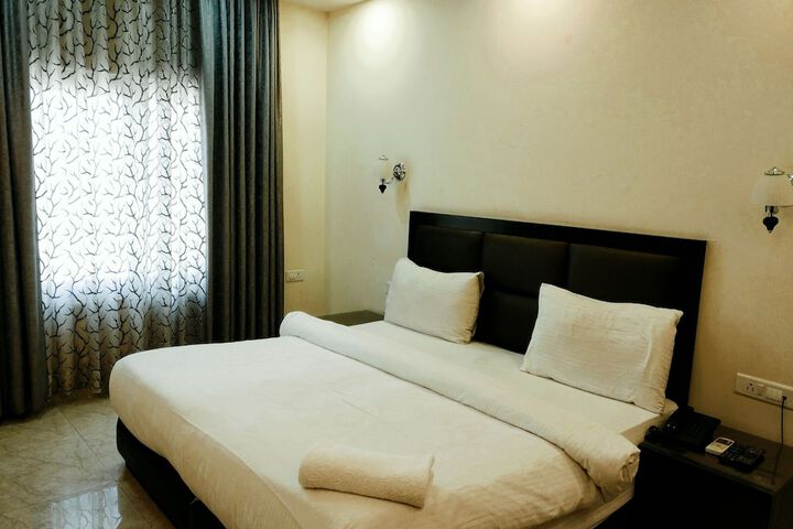 Room 22 of 98