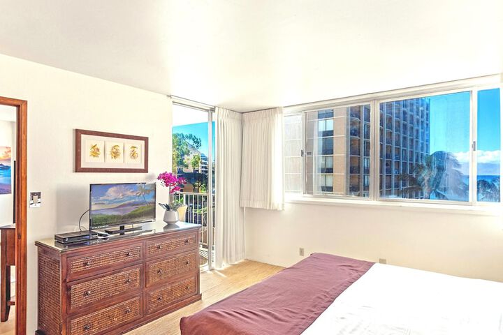 Room 70 of 484