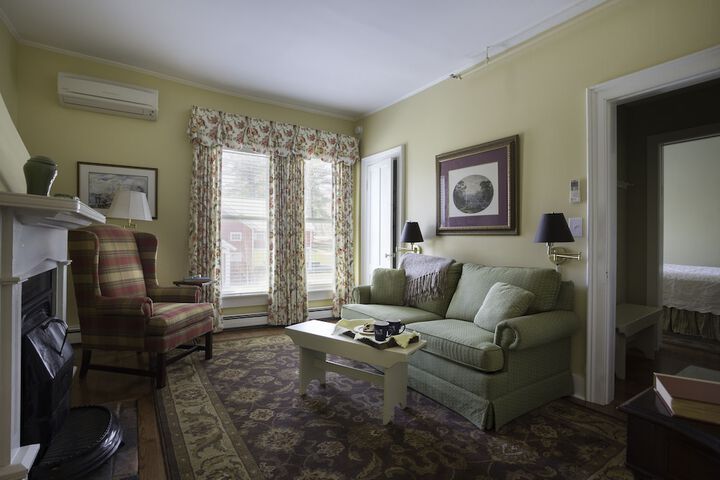 Room 41 of 48