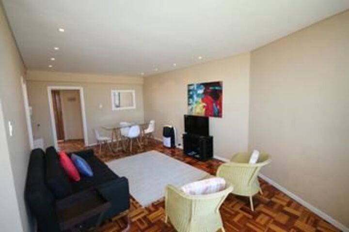 Room 5 of 6