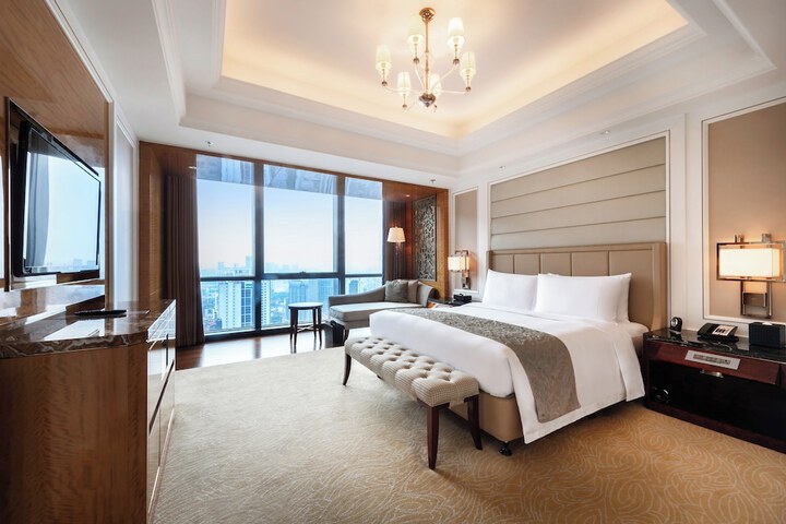 Room 41 of 122