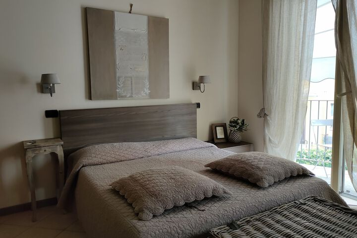Room 105 of 140