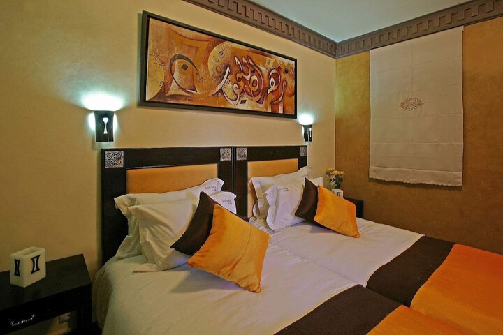 Room 3 of 33
