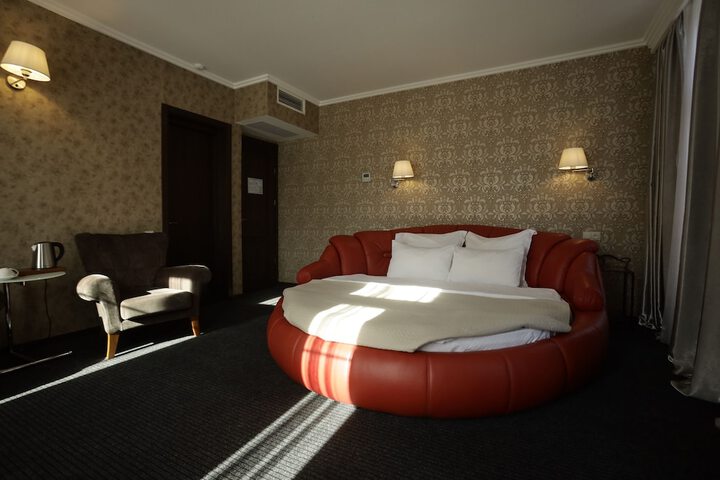 Room 47 of 101