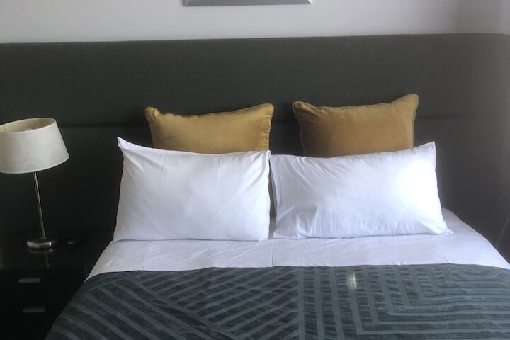 Room 33 of 52