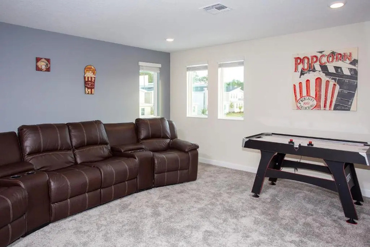 Room 15 of 27
