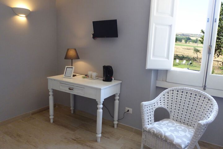 Room 12 of 40