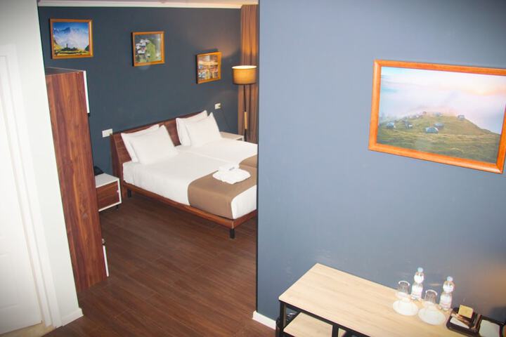 Room 78 of 240