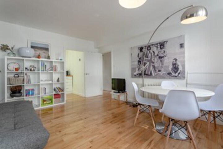 Room 16 of 56