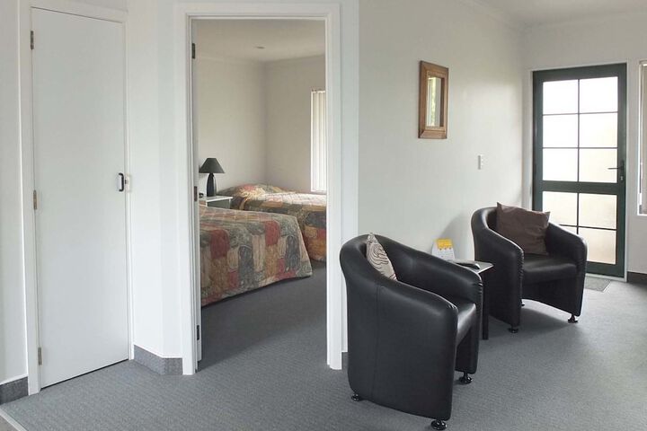 Room 5 of 36