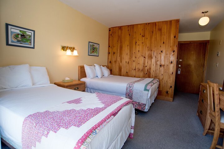 Room 6 of 32