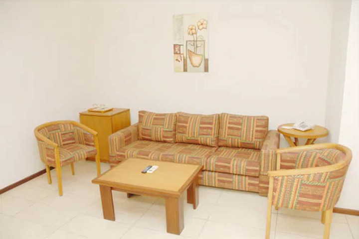 Room 27 of 59