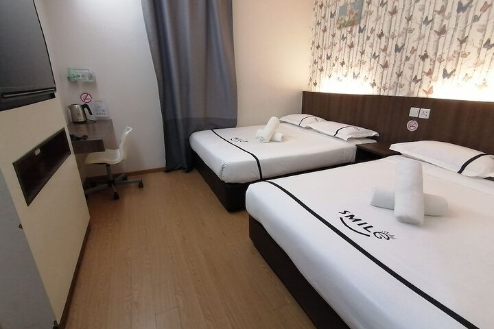 Room 2 of 12