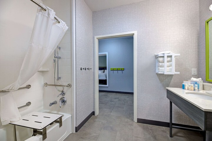 Bathroom shower