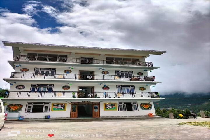 Hotel 12 of 12