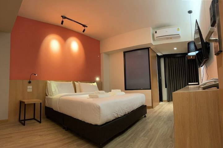 Room 8 of 29