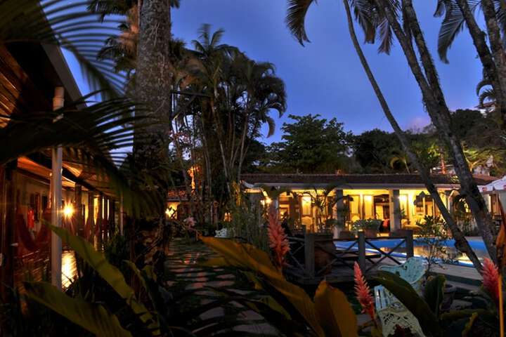 Pools & Facilities