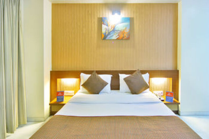 ZO Rooms Sayajigunj M.S. University
