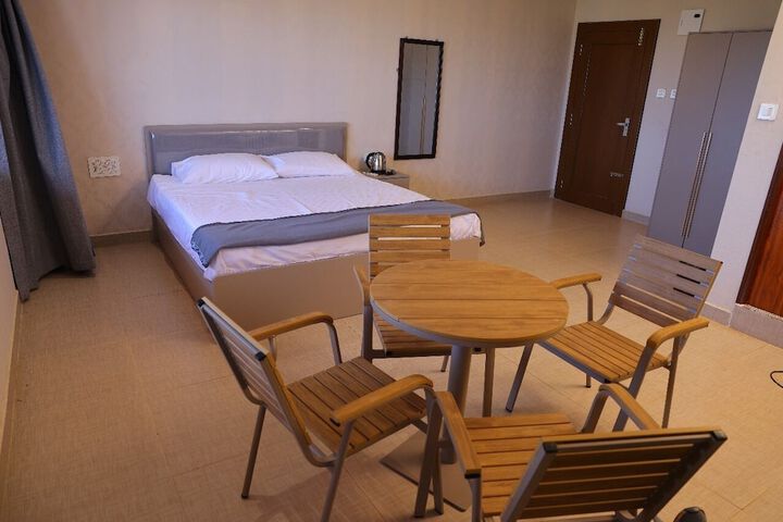 Room 5 of 39