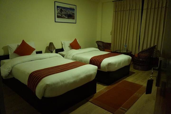 Room 12 of 71