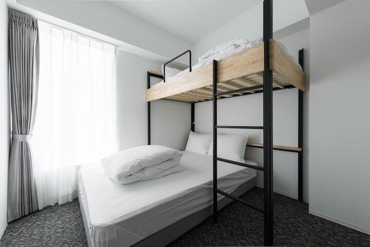 Room 20 of 74