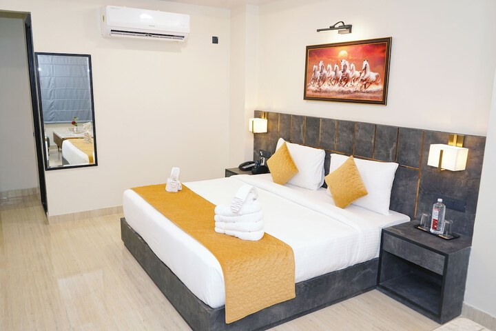 Room 15 of 47