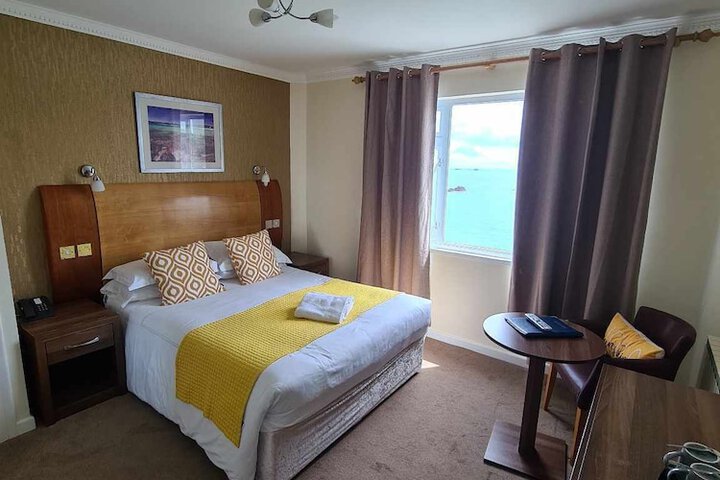 Room 4 of 47