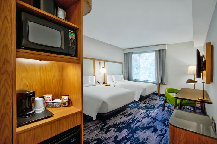2 Queen Beds Accessible (3 of 5)