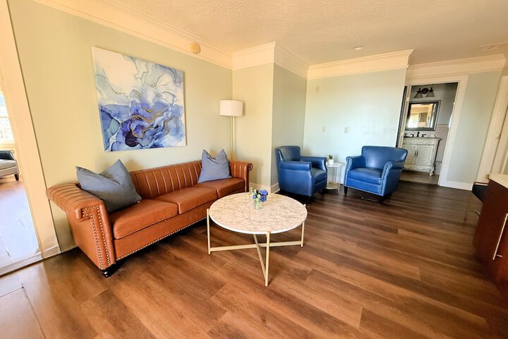 Room 44 of 61