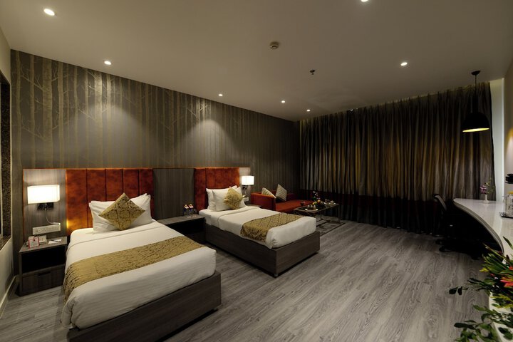 Room 18 of 52