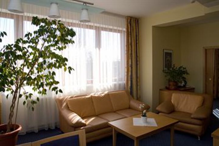 Room 55 of 67