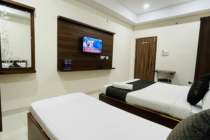 Room 6 of 22