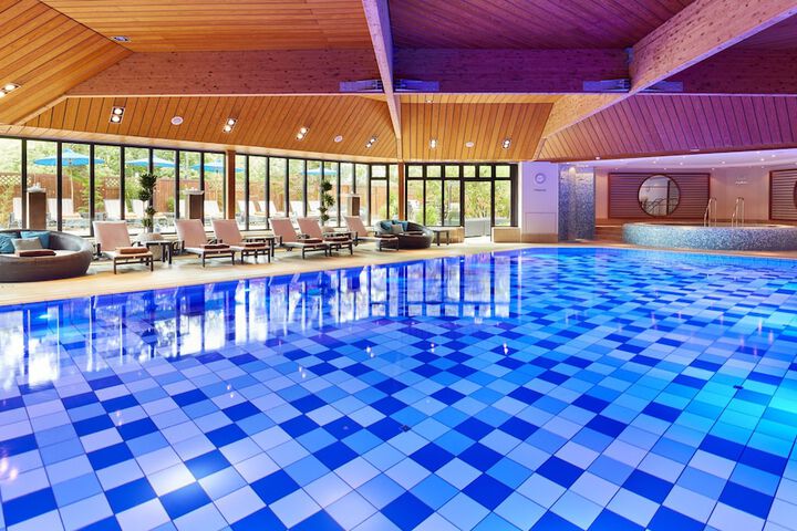 Pool 356 of 457