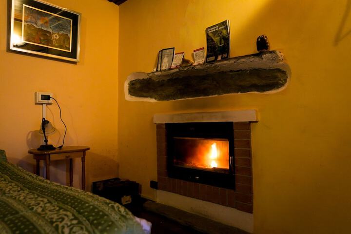 Room 16 of 35