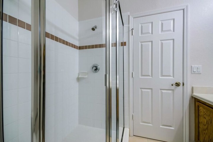 Room 21 of 25