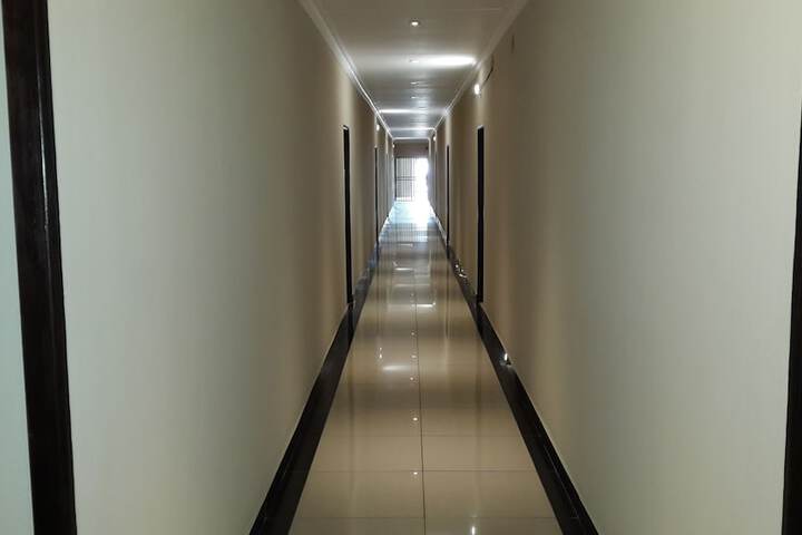 Ballroom/Hall 40 of 53