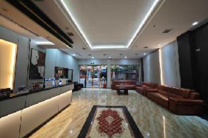 Qingyun Hotel