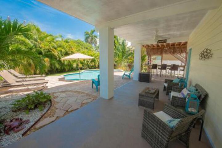 Lobster Key Apartment 3 in Cortez, FL