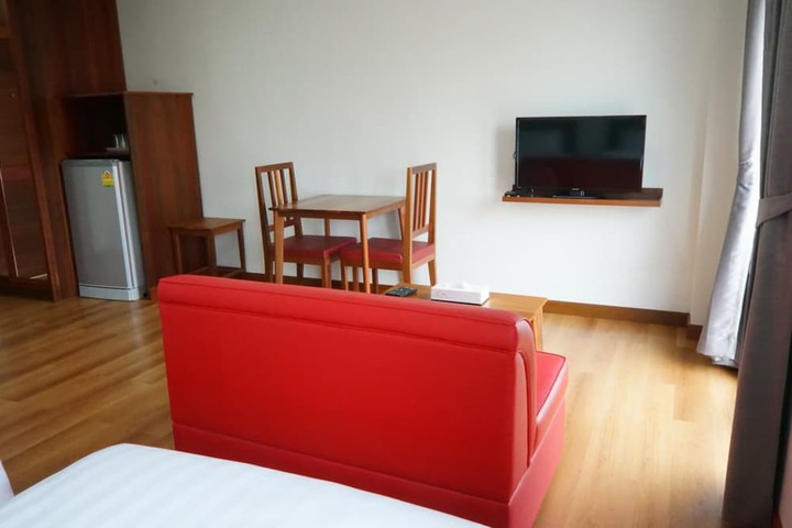 Room 16 of 30