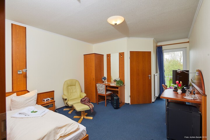 Room 4 of 47
