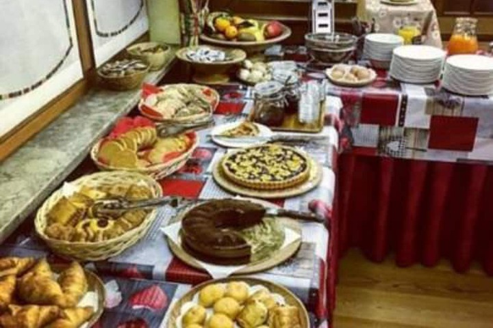 Breakfast/Coffee Service 64 of 75