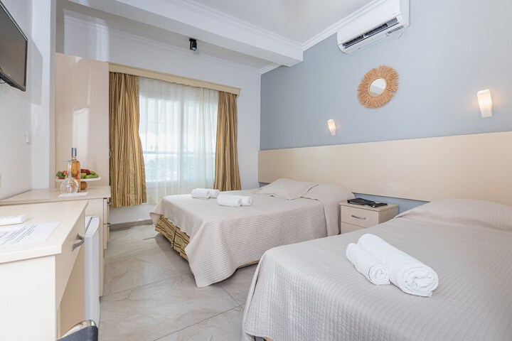 Room 6 of 46