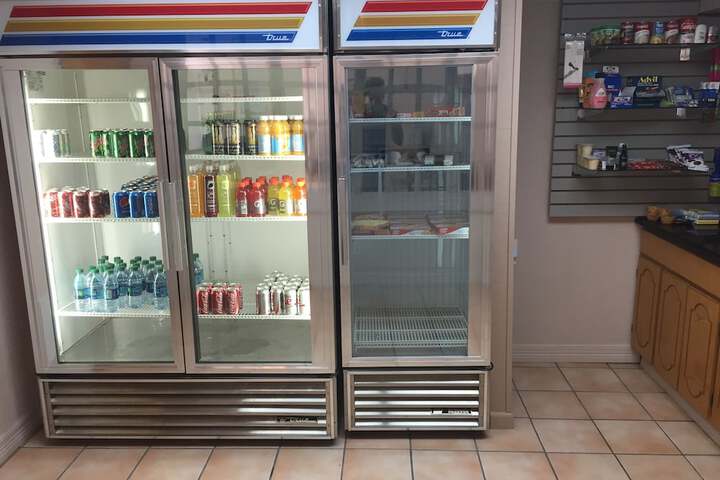 Snack bar