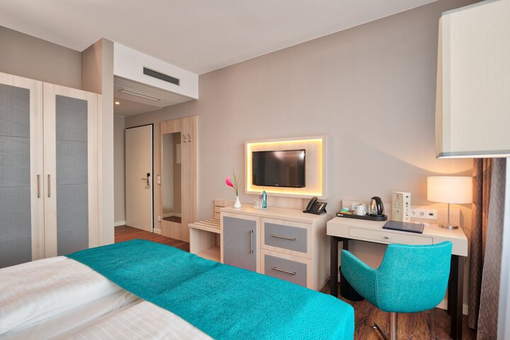 Room 18 of 67